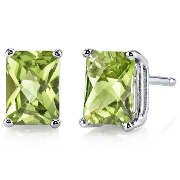 Peora Jewelry - Peridot Stud Earrings 14 Karat White Gold Radiant